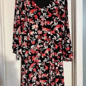 Roz & Ali Black and Red Floral Dress